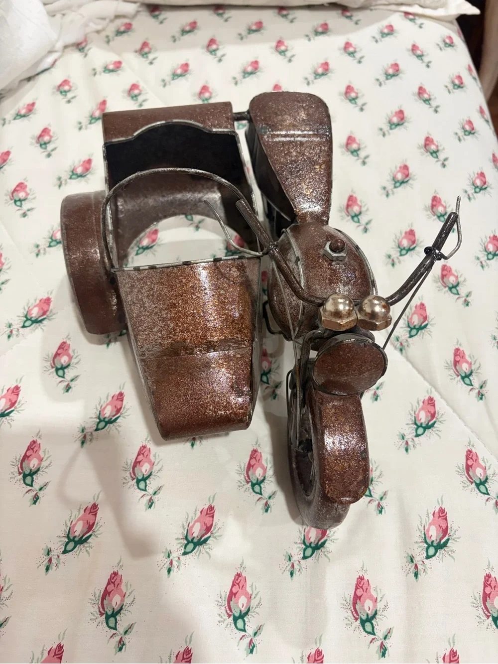 Brown Metal Motorcycle Figurine Decorative Accent + A GIFT 🎁